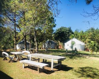 The Natural Yurt Resort @ Khao Kho - Khao Kho - Innenhof