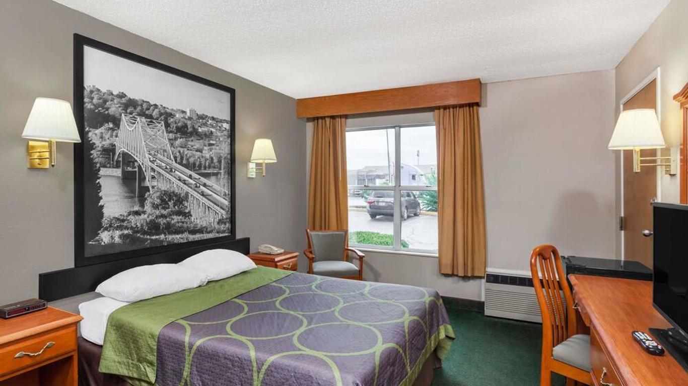 Super 8 by Wyndham Athens