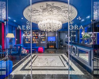 ALBORA Boutique Hotel - Saint Petersburg