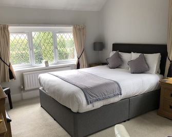 Trumbles Gatwick B&B - הורלי - חדר שינה