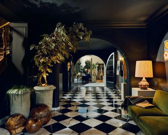 La Butte aux Bois a Small Luxury Hotel of the World - Lanaken - Lobby