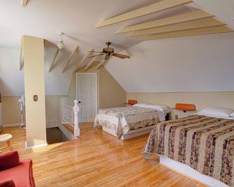 Shamrock Beach Cottage - Lucknow - Habitación