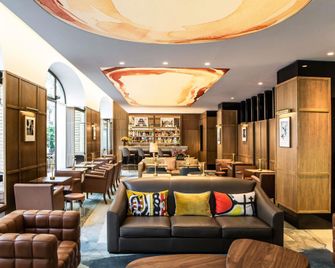 Sofitel Paris Arc de Triomphe - París - Sala d'estar