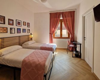 Le Stanze del Capitano Caldora - L’Aquila - Bedroom