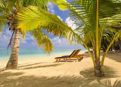 Etu Moana Boutique Beach Villas - Adults Only - Aitutaki - Beach