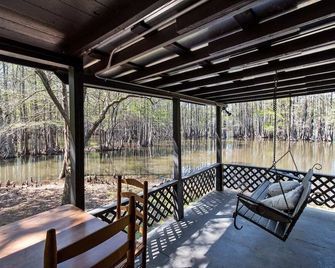 Emerald Cove Lakefront Cabin With Kayaks & Canoes - Shreveport - Balcony