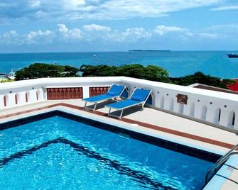 Maru Maru Hotel - Zanzibar - Pool