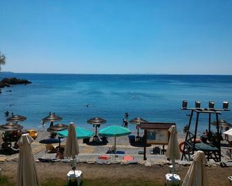Hotel Glicorisa Beach - Pythagorio - Beach