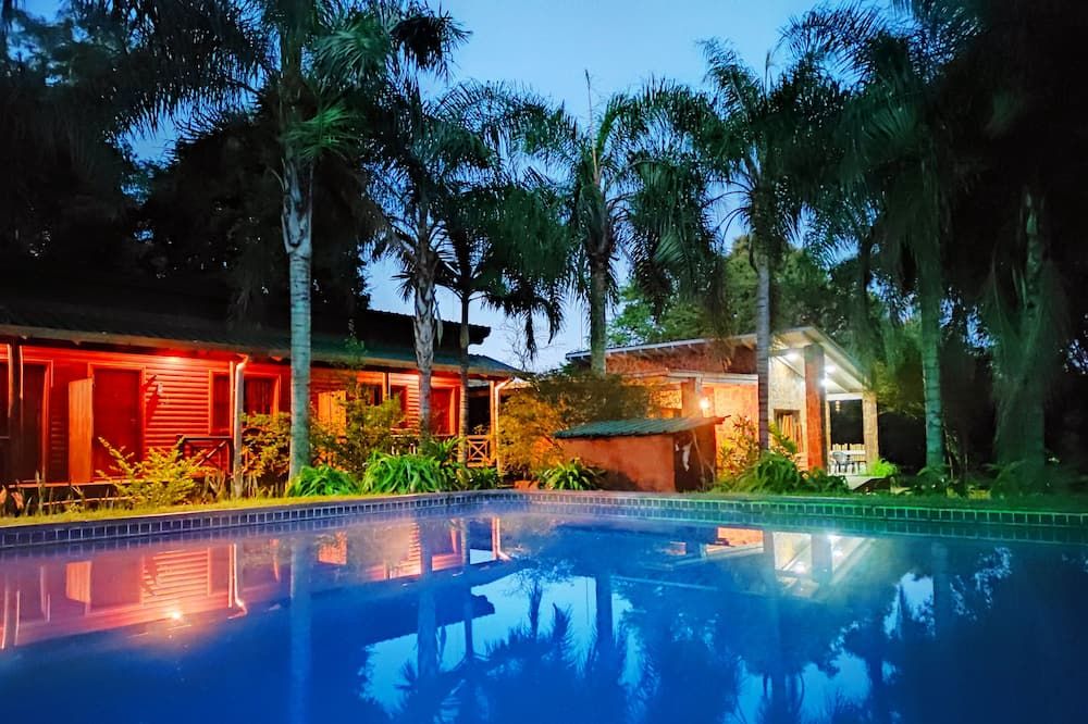 بوسادا 21 أورانجيز - بويرتو اجوازو - حوض السباحة