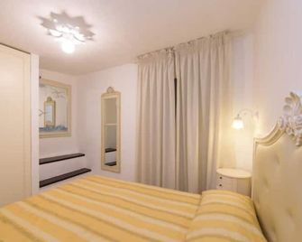 Carla House - Monterosso Cinque Terre .- Citra011019-Lt-0135 - Monterosso al Mare - Chambre