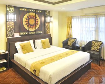 Malaysia Hotel Bangkok - Bangkok - Bedroom