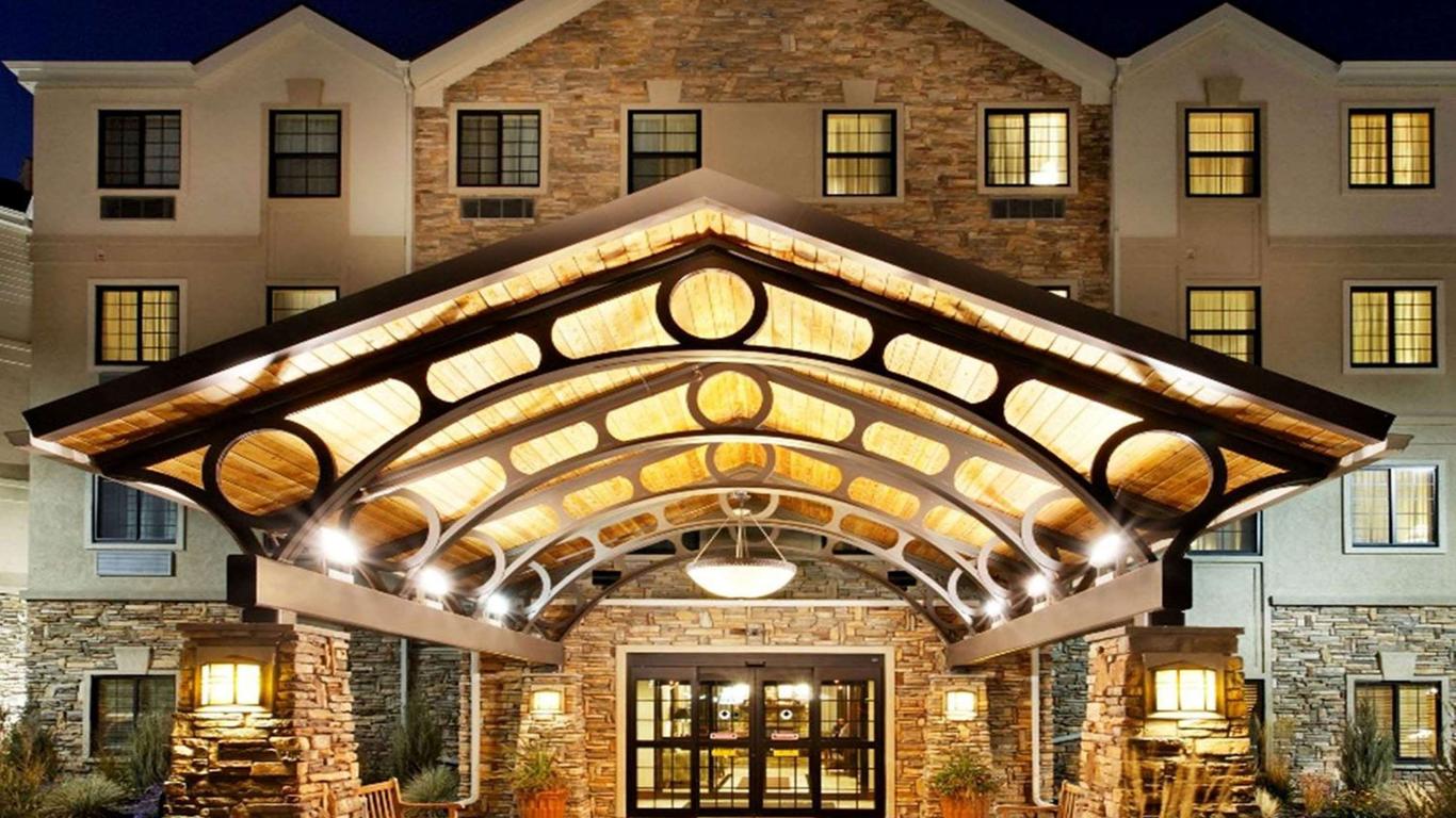 سونيستا إي إس سويتس سان دييجو - سورينتو ميسا