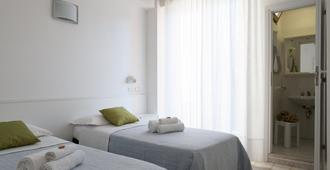 Hotel Promenade - Pesaro - Bedroom
