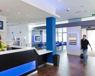 Ibis Budget Madrid Vallecas - Madrid - Recepción