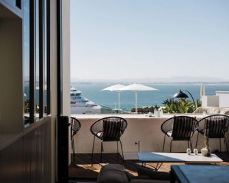 Memmo Alfama - Design Hotels - Lisbon - Balcony