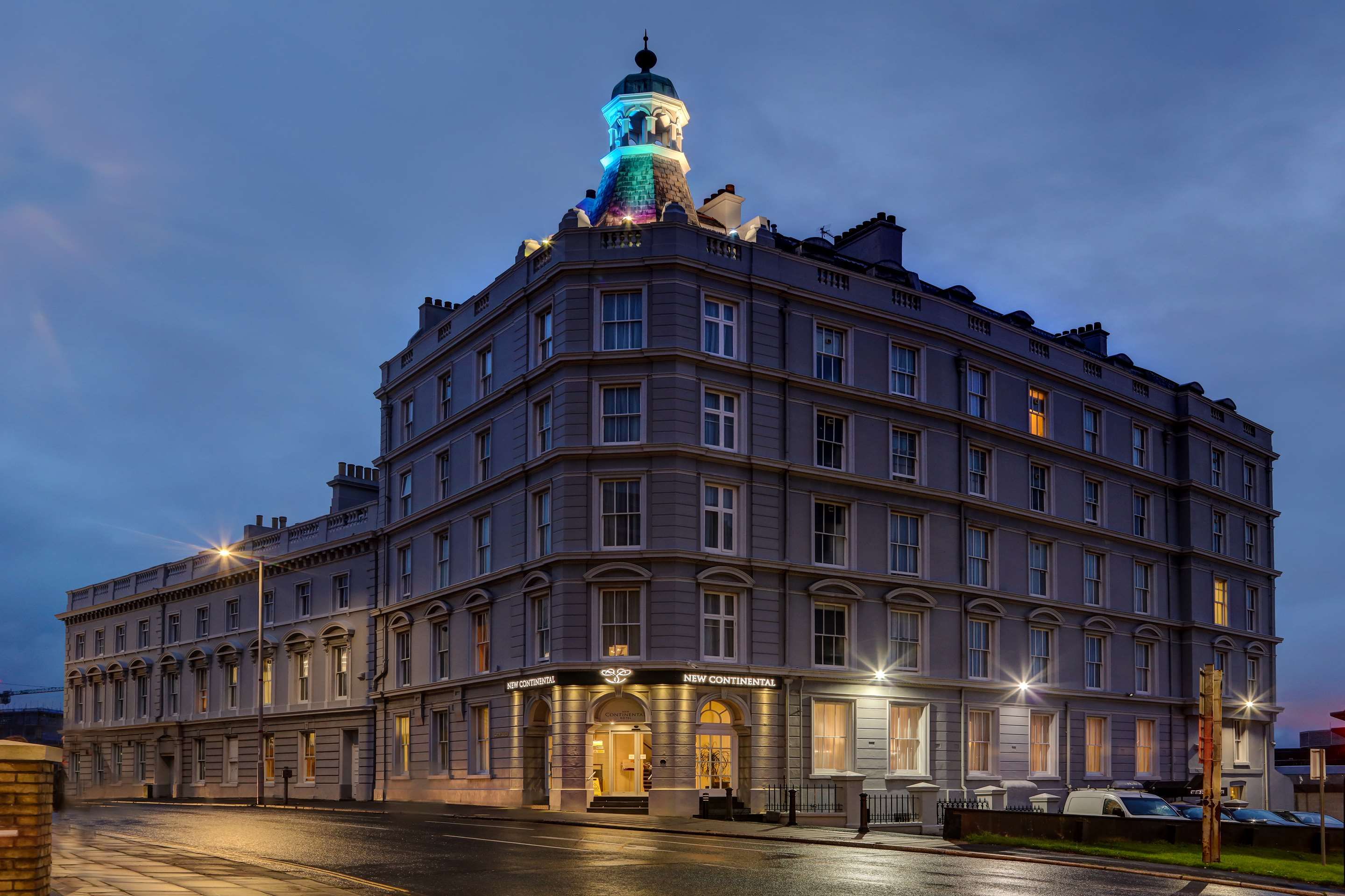 نيو كونتيننتال هوتل، شور هوتل كوليكشن باي بيست ويسترن - بليموث - مبنى