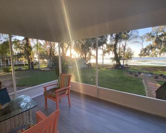 Central Florida lake house in Sunshine State - Frostproof - Patio
