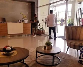 Manhattan Plaza Tower 1 - Manila - Lobby