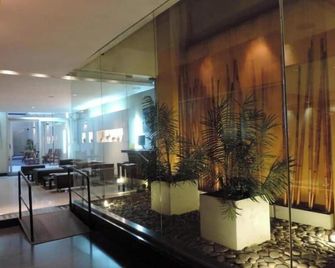 Ayres Apartments Recoleta - Uriburu 1756 - Buenos Aires - Lobby