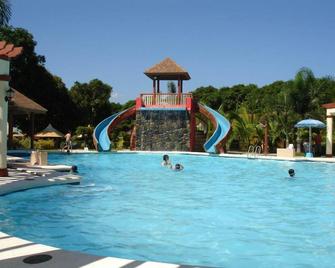 Hagnaya Beach Resort And Restaurant - San Remigio - Bazén