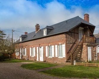 Couette & Confitures - Saussay-la-Campagne - Building