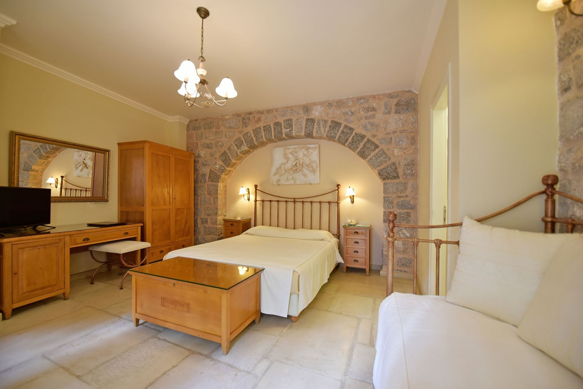 Angelica Traditional Boutique Hotel - Hydra - חדר שינה
