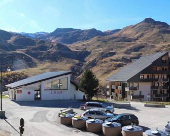 4/6 person apartment, at the foot of the slopes, balcony, ski locker - Les Belleville