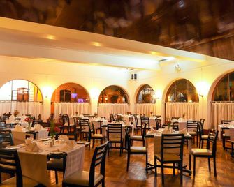 Dm Hoteles Ayacucho - Ayacucho - Restaurant