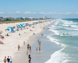 Charming 2-bedroom in Carolina Beach walking distance to beach - Carolina Beach - Beach