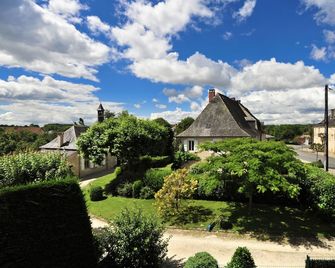 Auberge d'ici et d'ailleurs - Cressensac - Vista del exterior