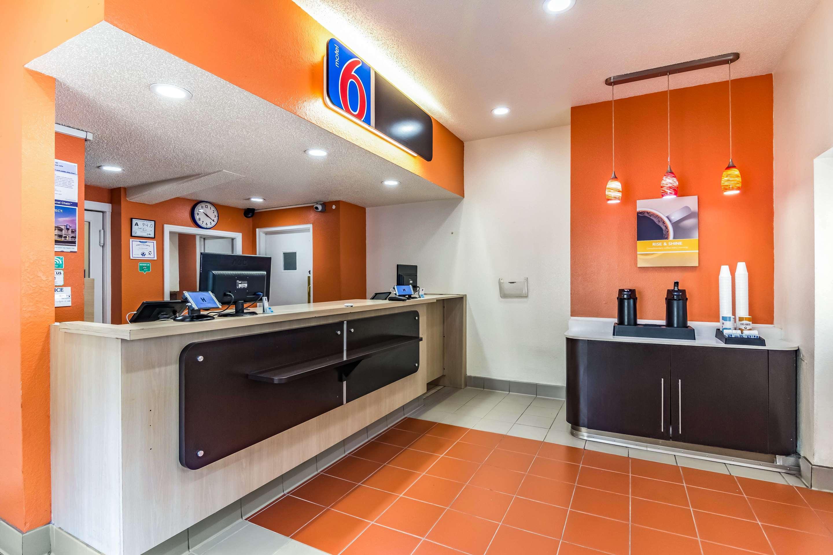 Motel 6 Raleigh Southwest Cary from $63. Raleigh Hotel Deals & Reviews -  KAYAK