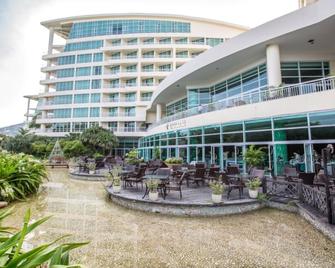Sunshine Resort Intime Sanya - Sanya