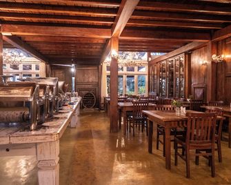 Ville Real Hotel - อัวรุ เปรโต้ - บาร์