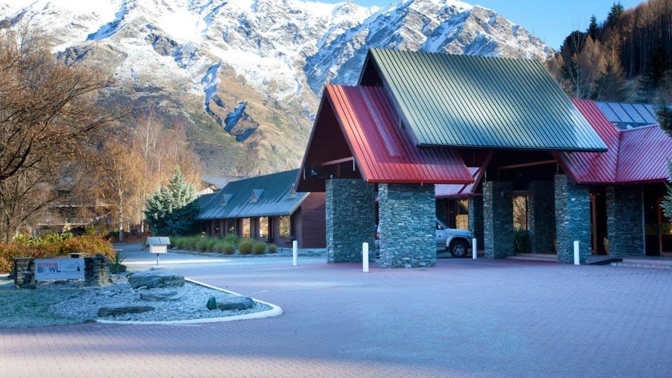 Swiss-Belresort Coronet Peak