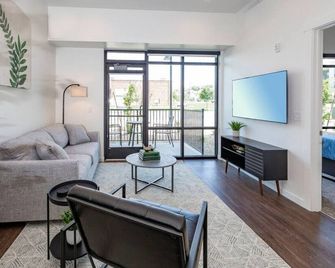 Apartment 2109 · Luxury style 1 bed 1 bath apartment - North Salt Lake - Living room