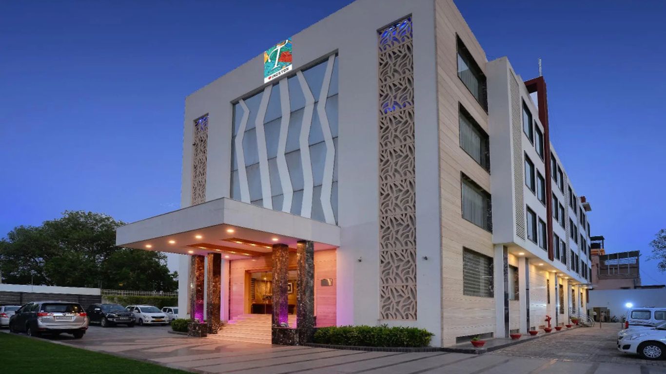 Wingston A Treehouse Hotel, Goverdhan