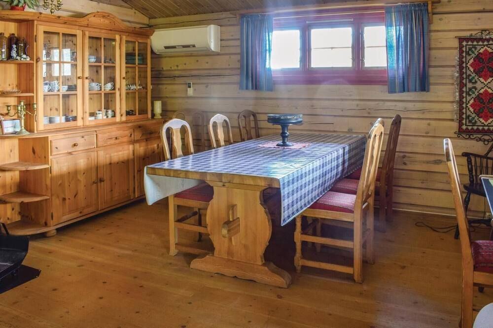 Amazing home in Vikersund with sauna - Vikersund - Spisesal