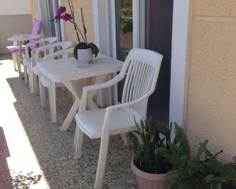 Zefyros Hotel - Ρόδος - Βεράντα