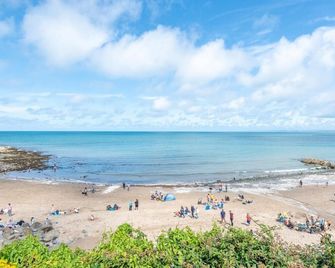 Y Stabl - New Quay - Beach