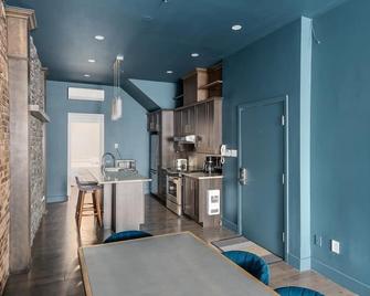 Boutique Lofts Notre Dame - Vieux Montréal - Montreal