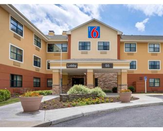 Motel 6 Fishkill Westage Center Ny - Fishkill - Building