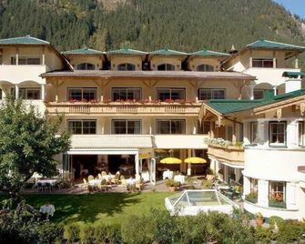 Hotel St. Georg - Mayrhofen - Bangunan