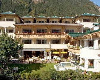 Hotel St. Georg - Mayrhofen - Bygning