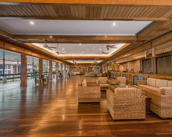 Berjaya Tioman Resort - Kampong Lalang - Lobby