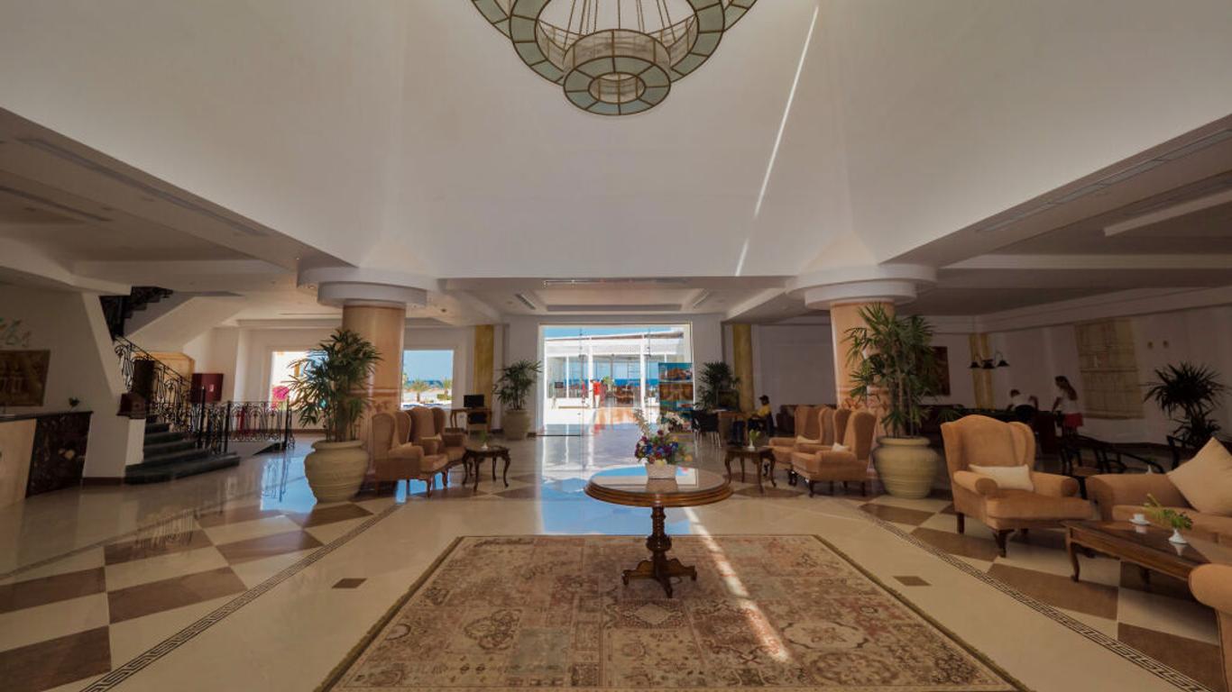 Blue Reef Red Sea Resort