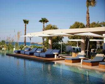 Avant Mar Paros - Naousa - Bazén