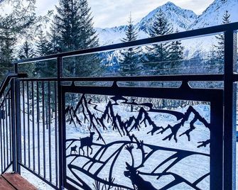 Spruce Lodge - Seward