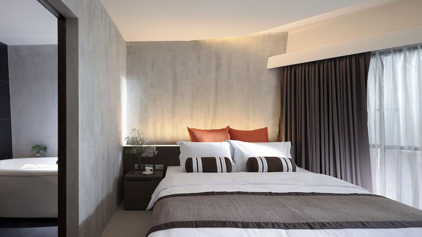 فندق ناين فورتي وان