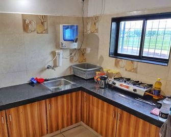The gir farm a home away from home - Dhāri - Cocina
