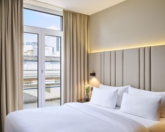 NH Düsseldorf Königsallee - Düsseldorf - Bedroom